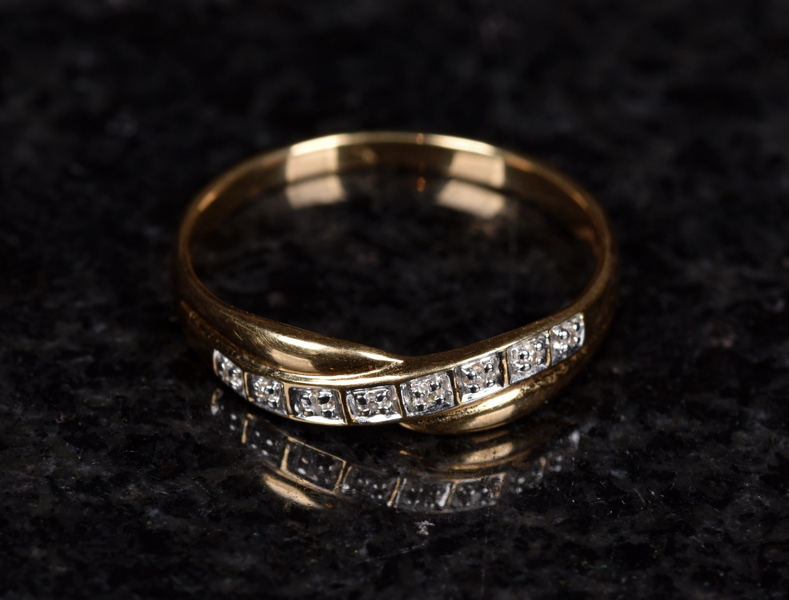 Ring 18K Guld med briljantslipade diamanter 1900-tal